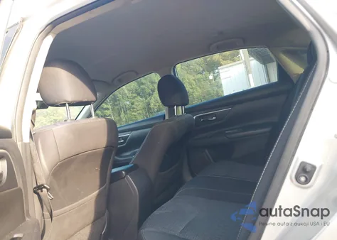 2016 Nissan Altima 2.5 Sv z USA, uszkodzony, nr VIN 1N4AL3AP7GC140750